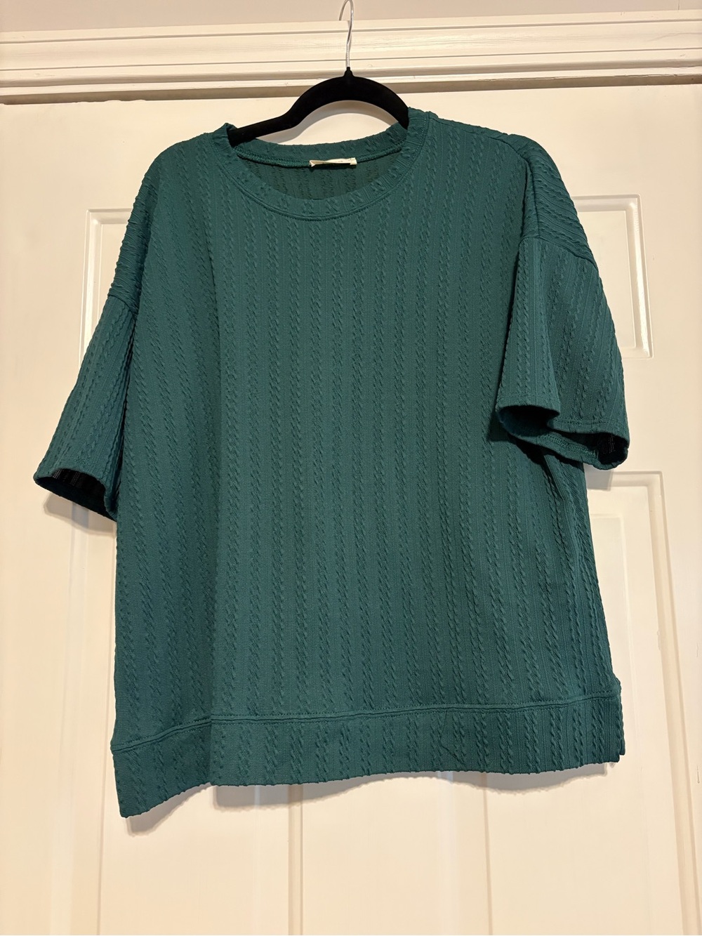 NWOT Les Amis Green Textured Boutique Top
